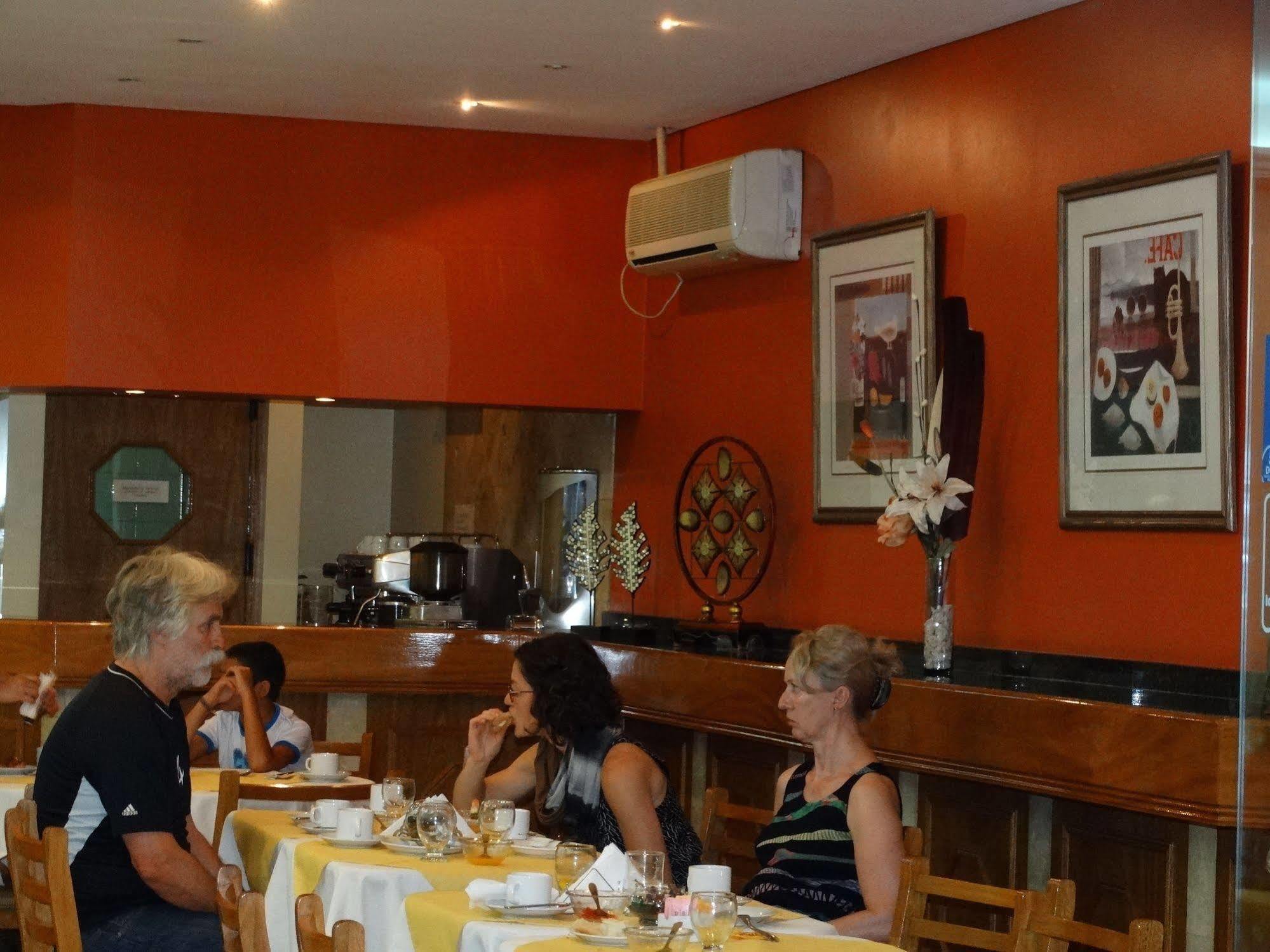 Altezza Apart Suites Mendoza Kültér fotó