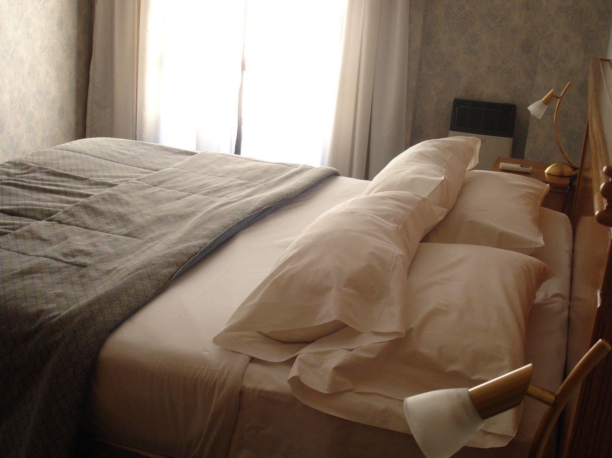 Altezza Apart Suites Mendoza Kültér fotó
