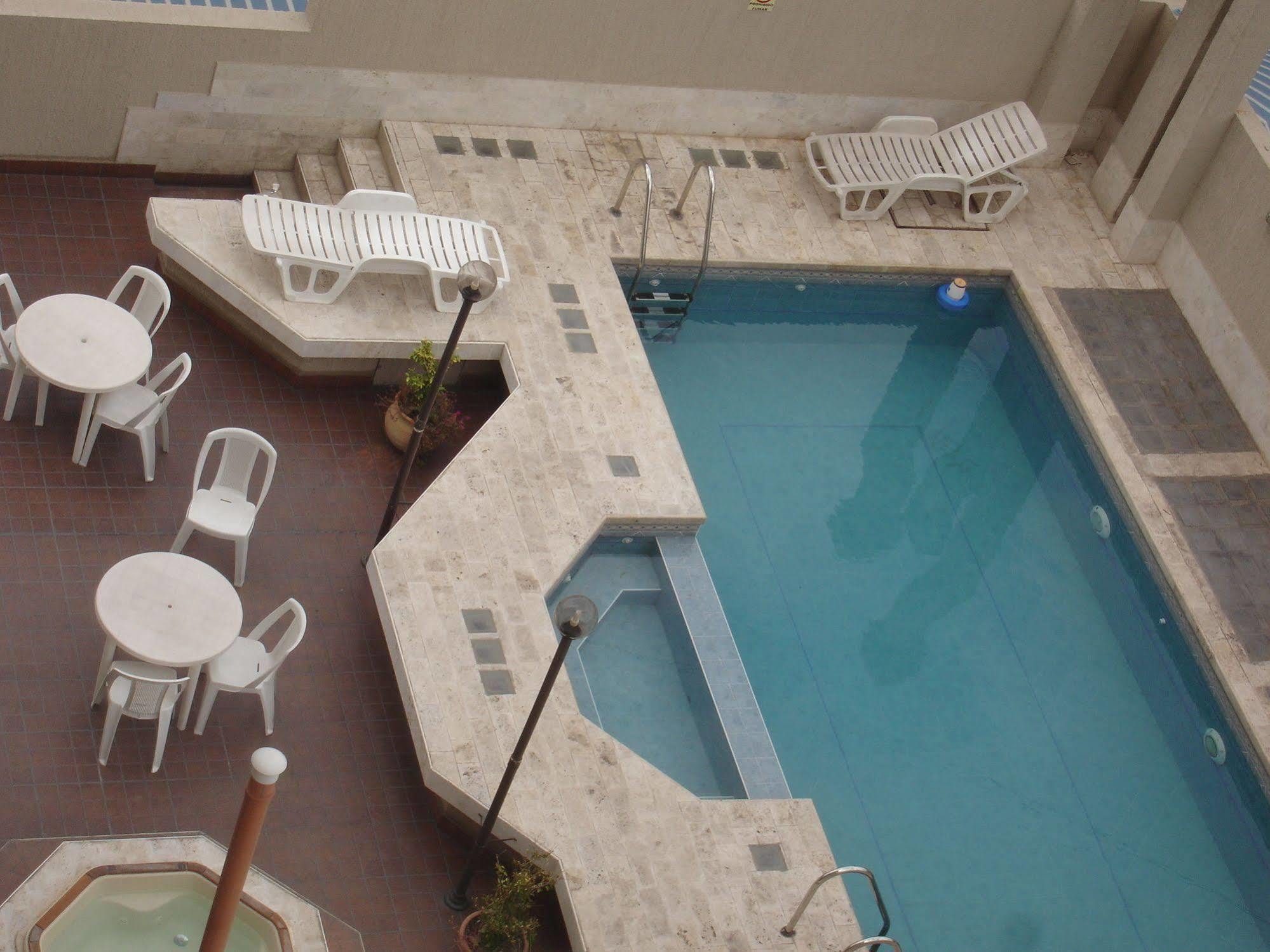 Altezza Apart Suites Mendoza Kültér fotó